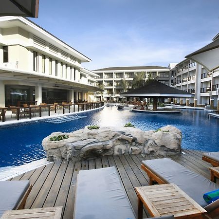 Henann Lagoon Resort Balabag  Exterior foto