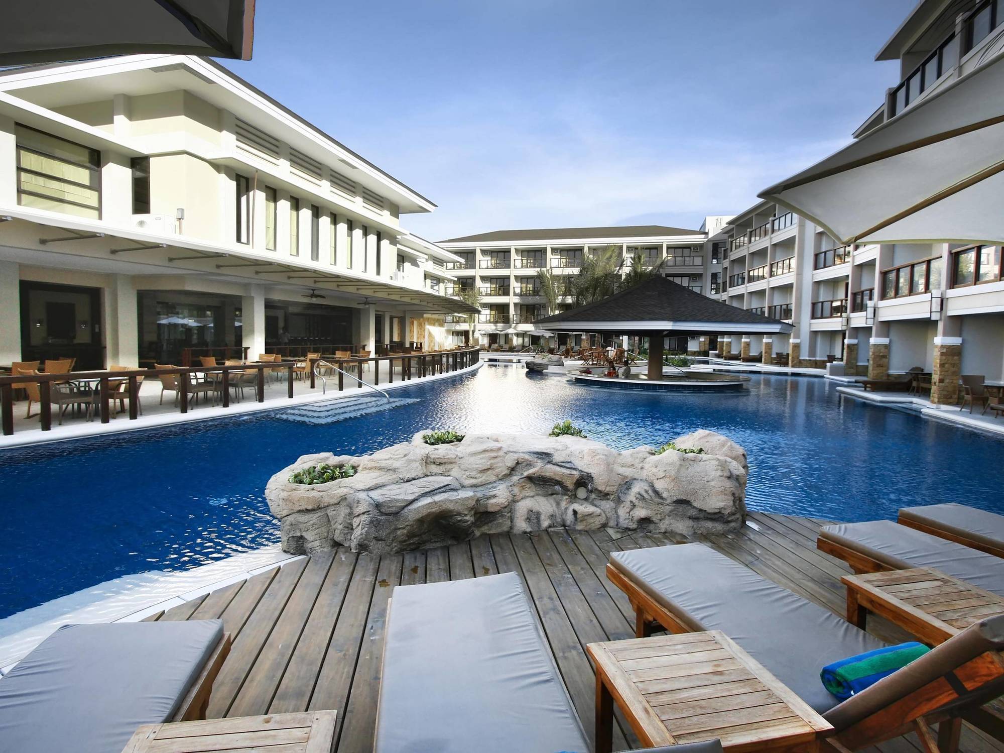 Henann Lagoon Resort Balabag  Exterior foto